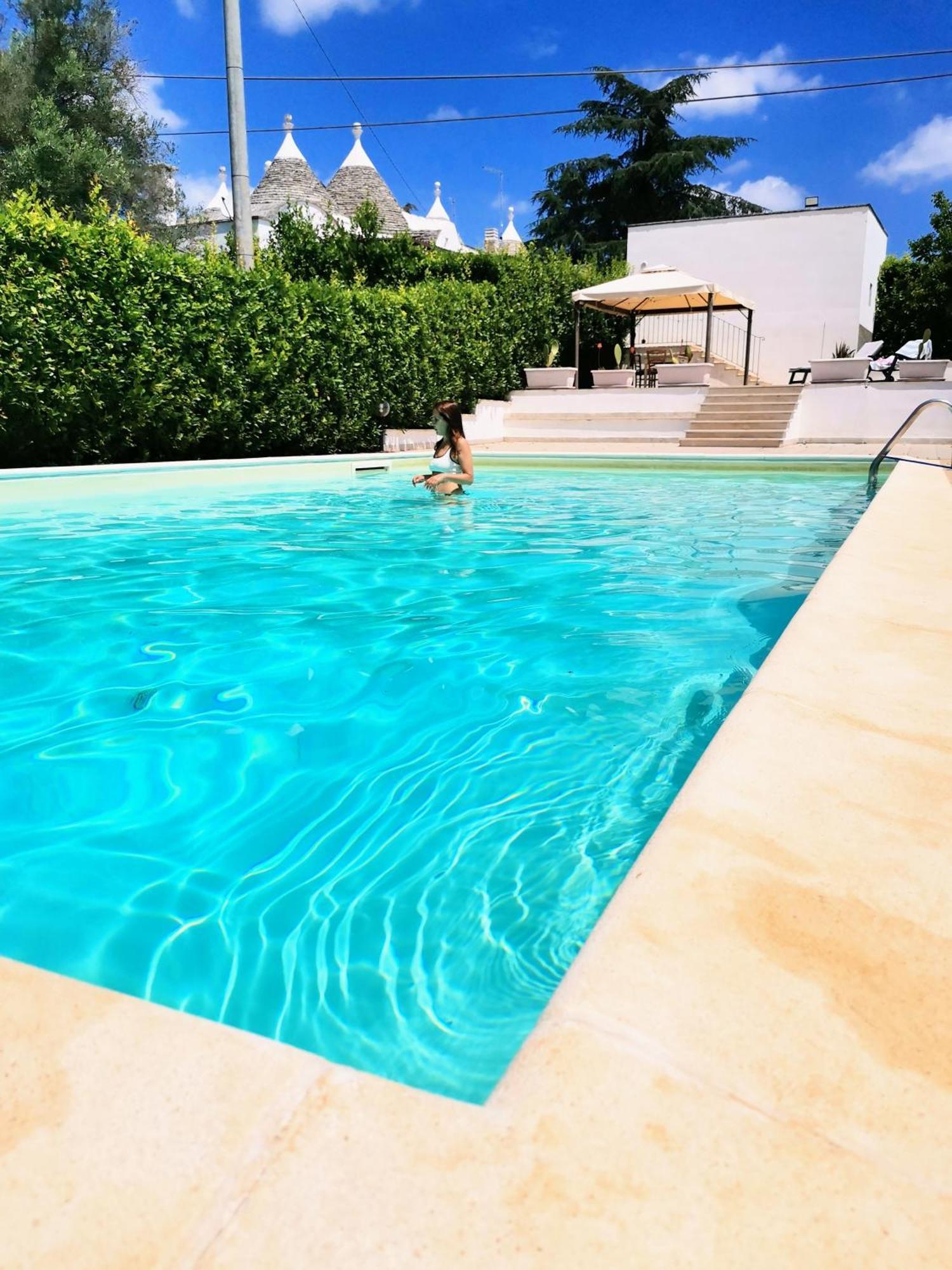 Trulli And Pool - I Cactus Villa Martina Franca Eksteriør billede