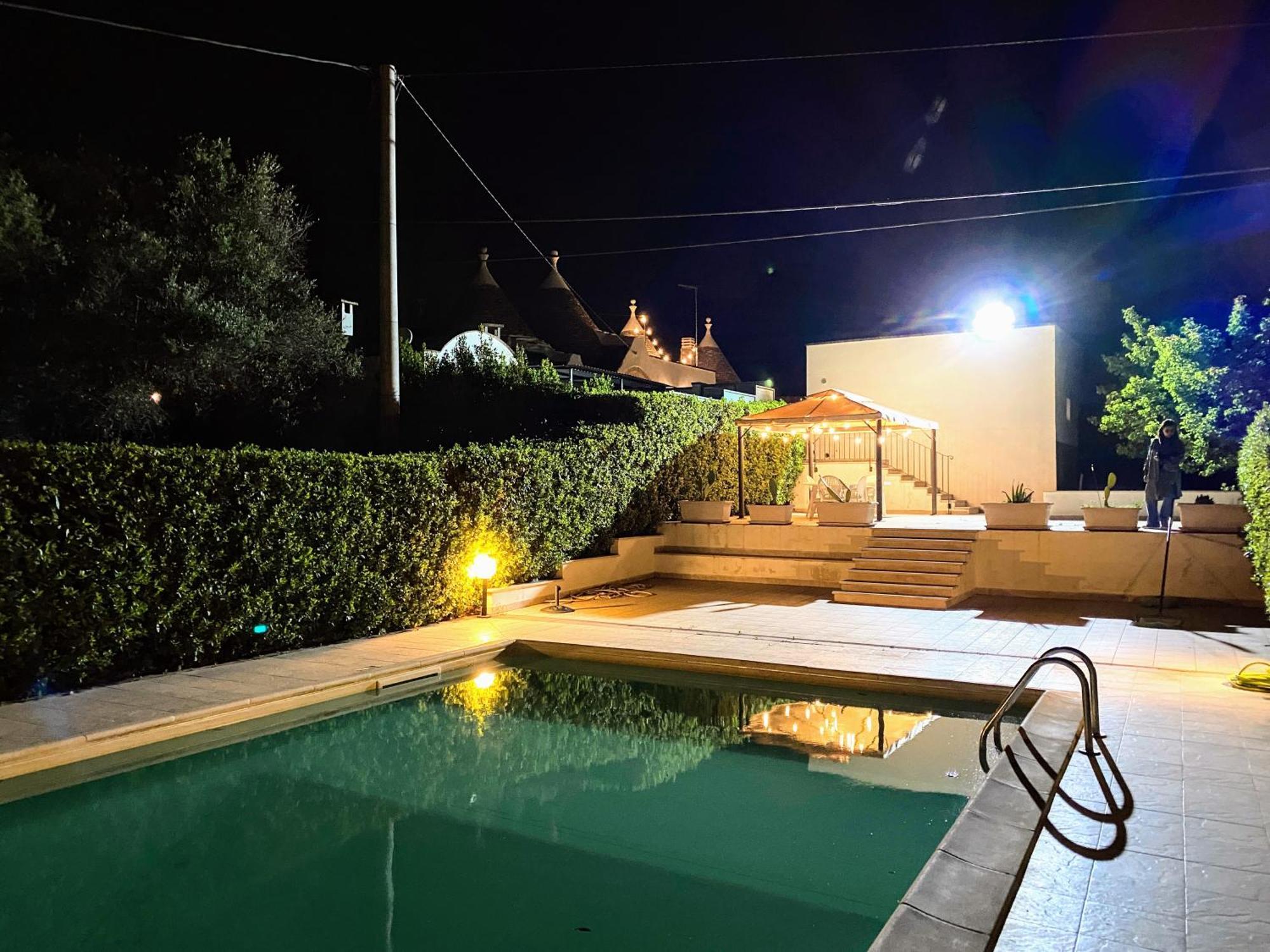 Trulli And Pool - I Cactus Villa Martina Franca Eksteriør billede